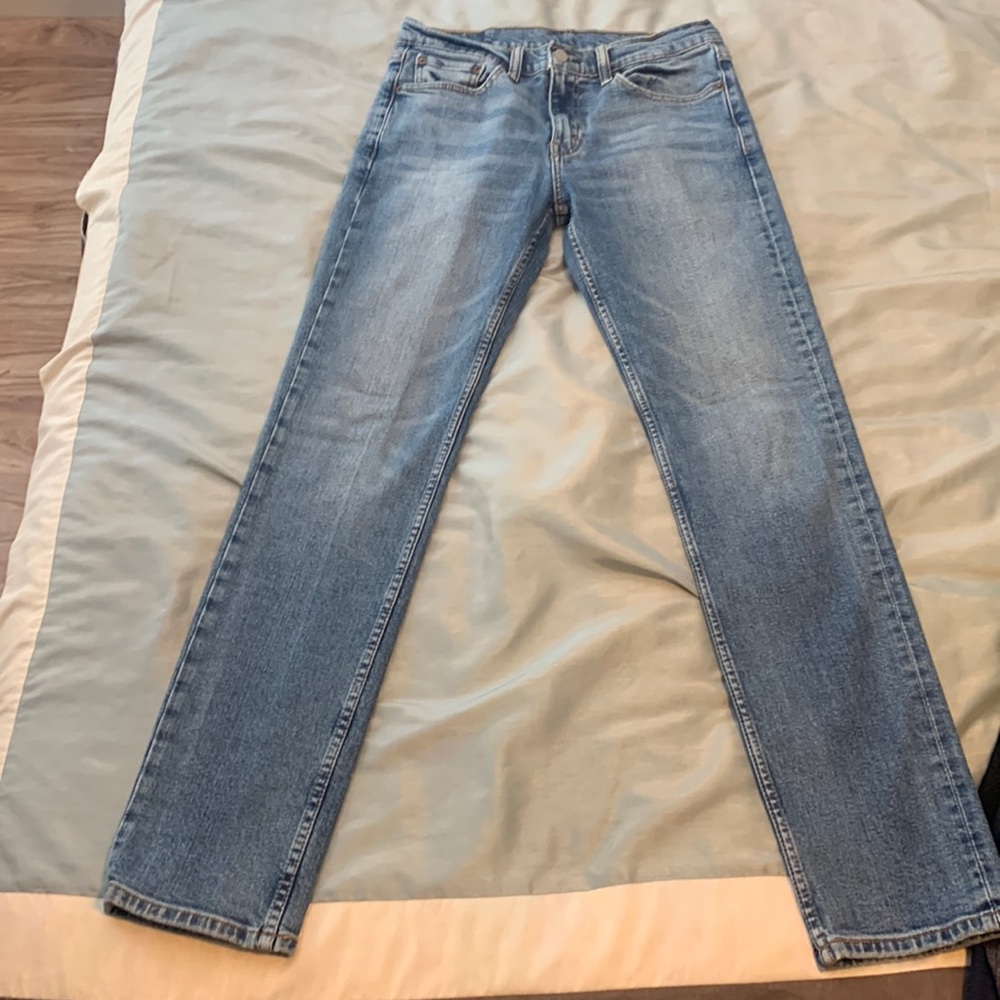 Levi Strauss 32x34 slim straight jeans